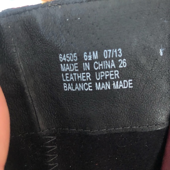 Clark’s Genuine Leather Boots - Picture 5 of 6